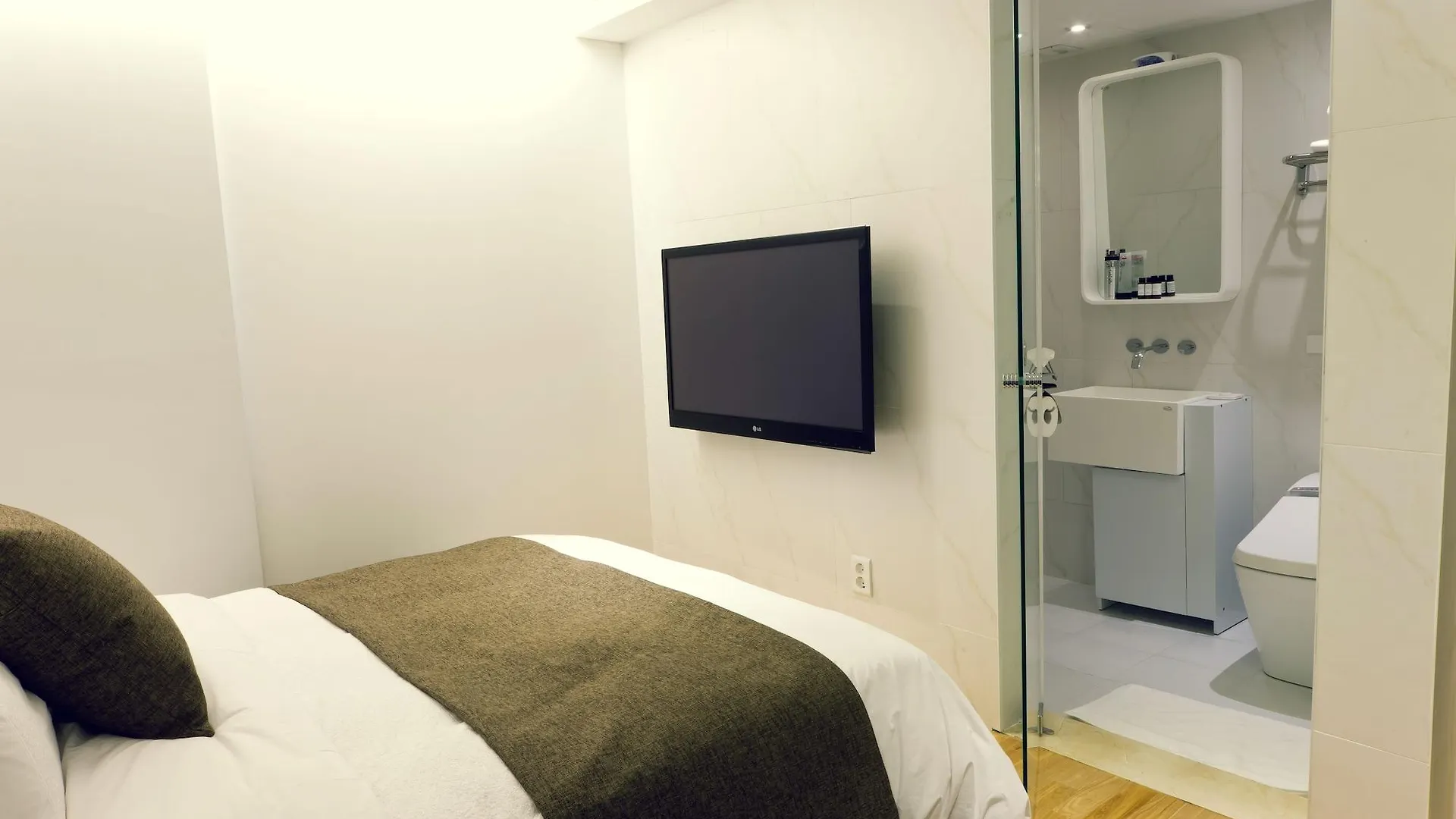 Busan Amare Hotel 2*,  South Korea