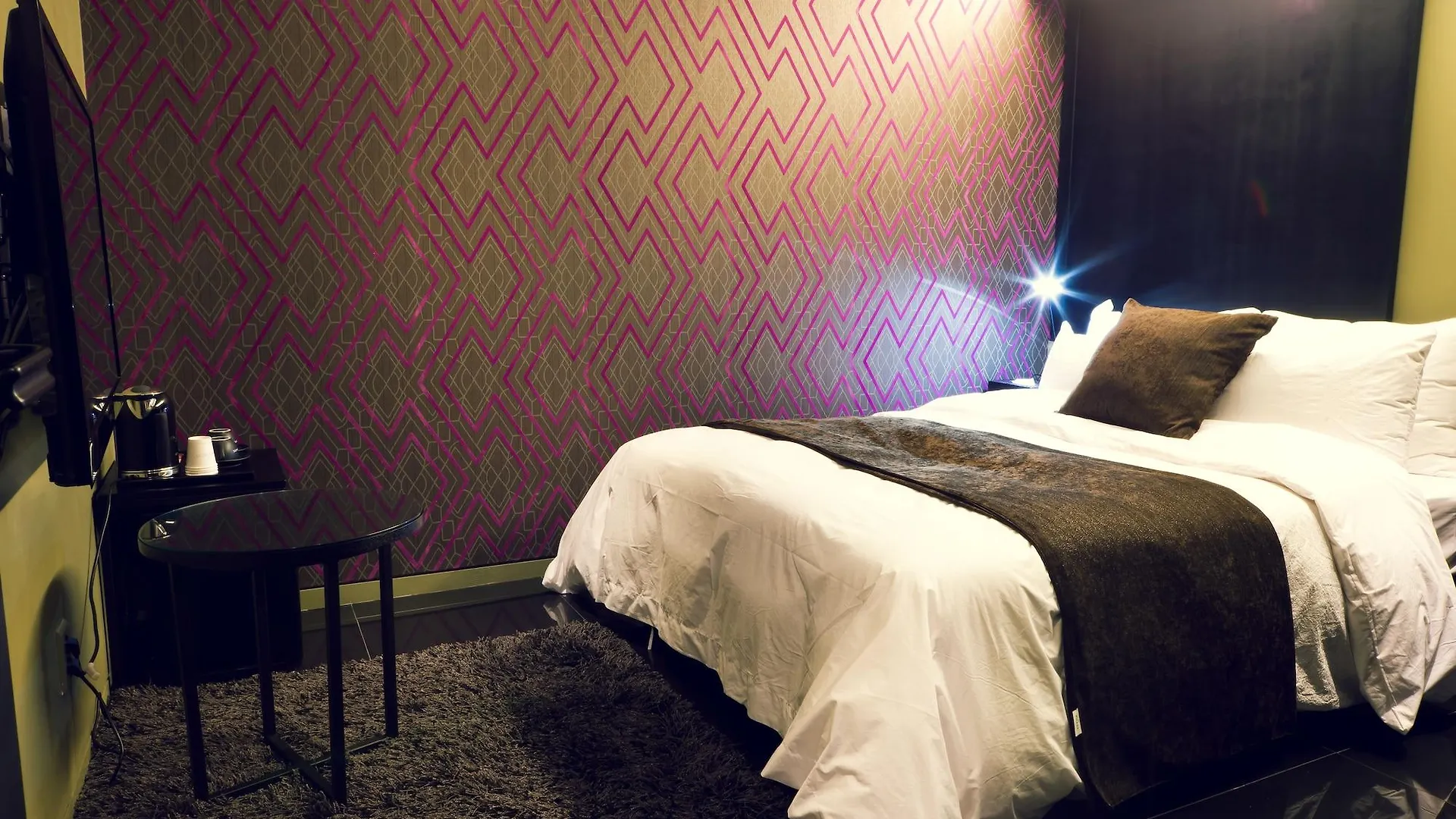 Busan Amare Hotel 2*,