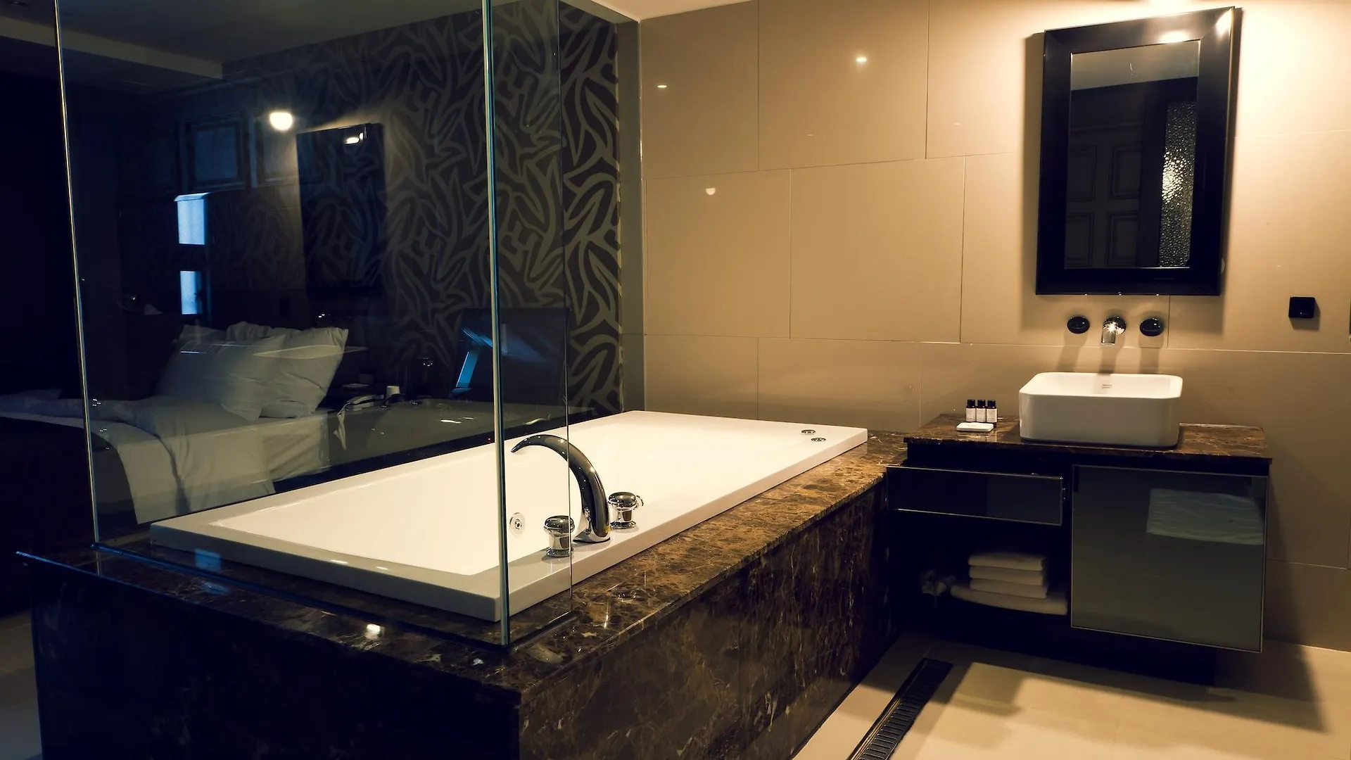 Busan Amare Hotel