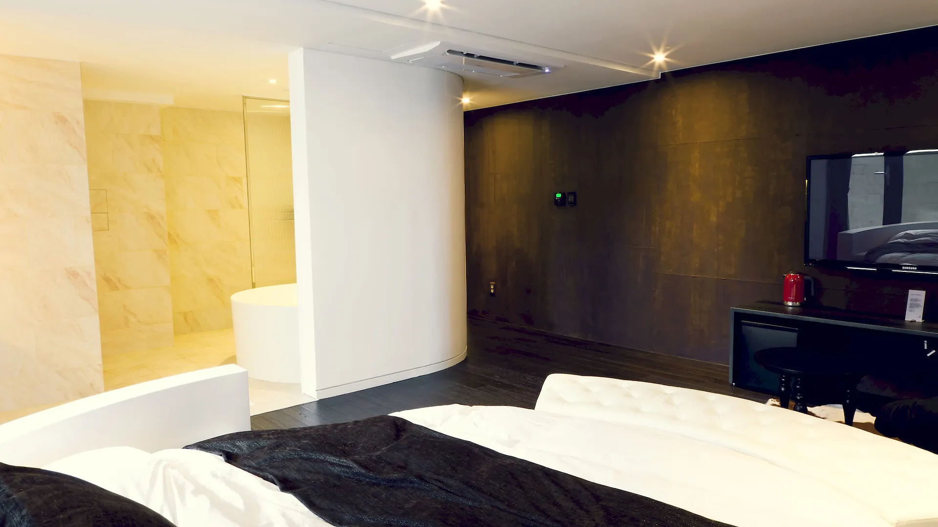 Busan Amare Hotel