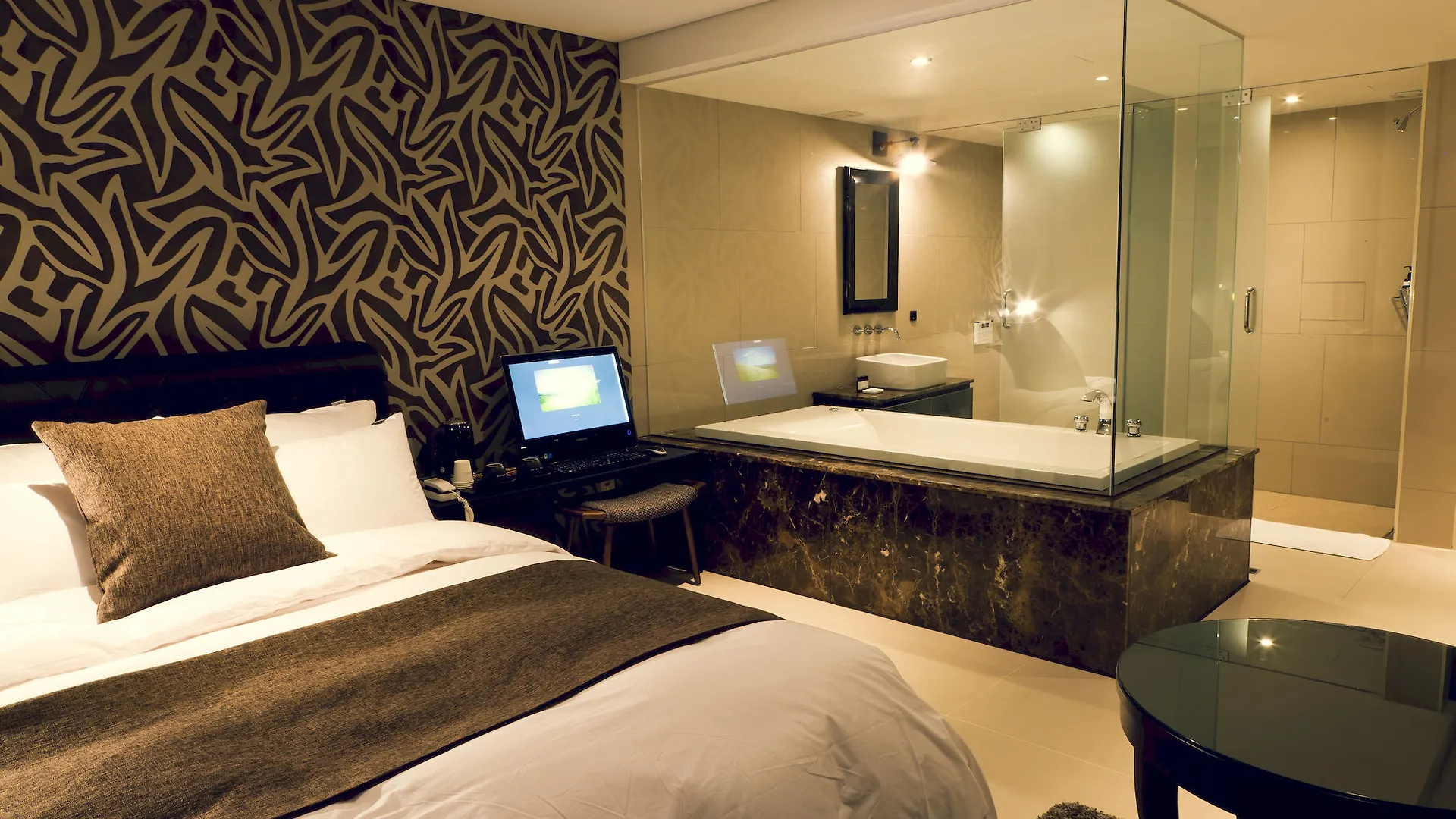 Busan Amare Hotel