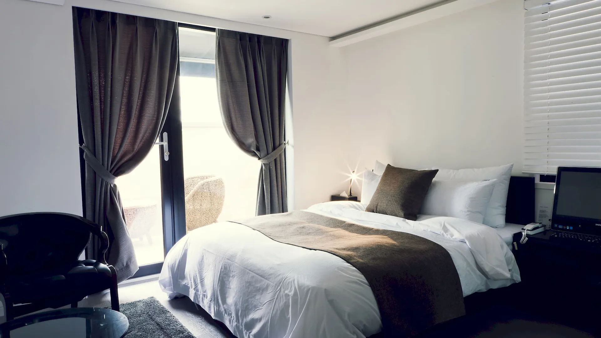 Busan Amare Hotel 2*,