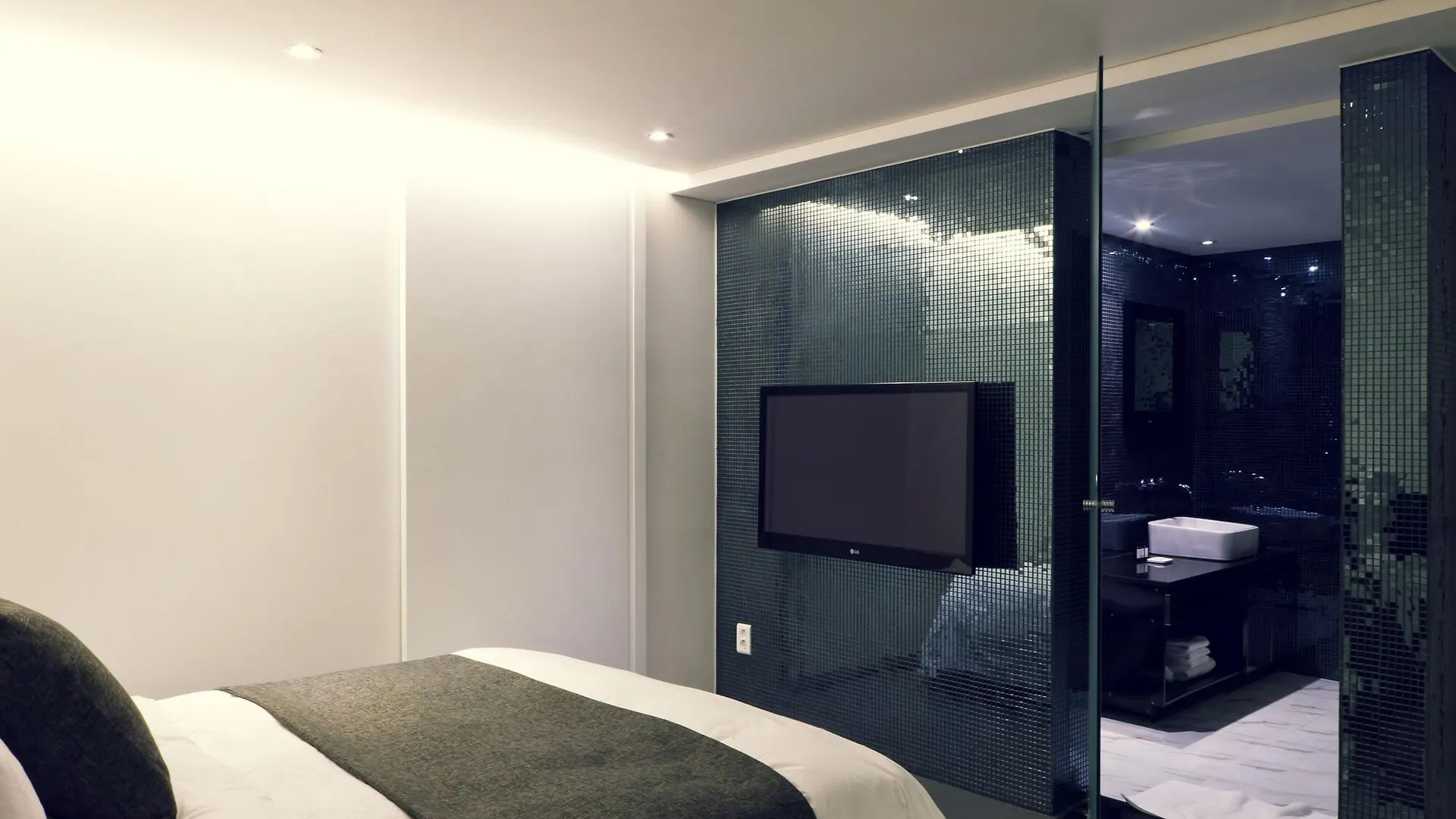 Busan Amare Hotel